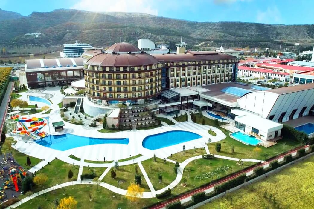 Akrones Hotel Hakkında